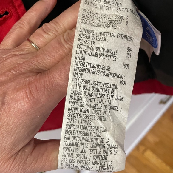 Canada Goose Coat - Picture 4 of 15